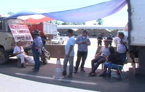 Fleteros amenazan con ir a paro: “Estamos en un parate económico”
