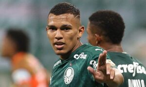 Delantero de Palmeiras se cortó el pie y no jugará la revancha contra Cerro Porteño