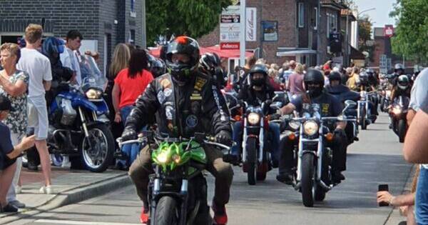 La Nación / Motociclistas de Harley Davinson cumplieron el sueño de un niño