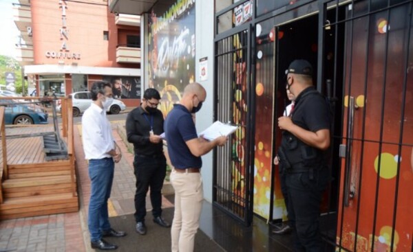 Controlarán patentes de comercios de Ciudad del Este