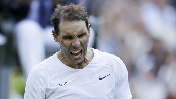 Nadal avanza con solidez a cuartos de final