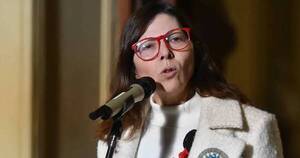 La Nación / Juró nueva ministra de Economía de Argentina y promete continuidad y equilibrio fiscal