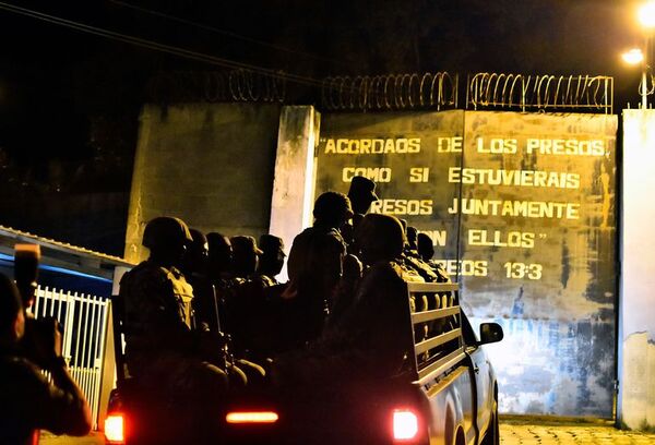 Muerte de presos refleja inseguridad en cárceles hondureñas, según Ombudsman - Mundo - ABC Color