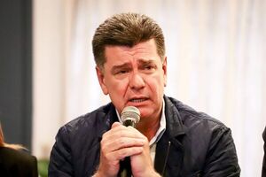 Quienes se oponen al padrón abierto son los acostumbrados a la “ilegalidad”, dice Efraín - Nacionales - ABC Color