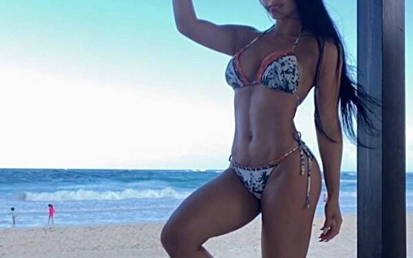 Crónica / Ex reina de belleza habla del bajón emocional en que cayó