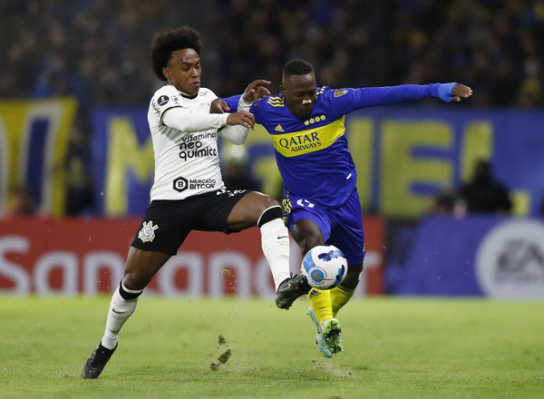 Diario HOY | Boca y Corinthians animan una final anticipada por el boleto a cuartos