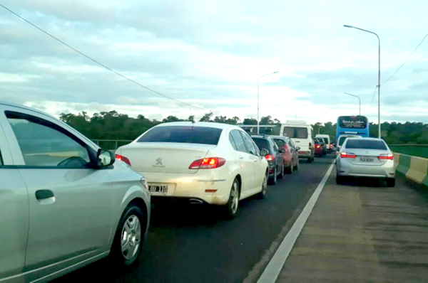 Burocracia y falta de combustible retrasa desarrollo de Puerto Yguazú - La Clave