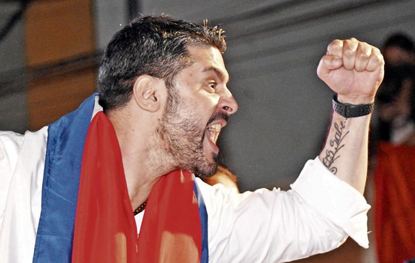 Intendente “Nenecho” justifica violencia y amenazas en redes - Noticiero Paraguay
