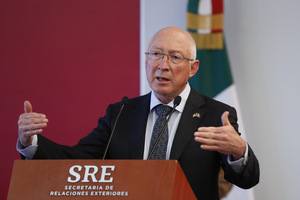 Embajador Salazar pide resolver "inquietudes" entre EEUU y México - MarketData