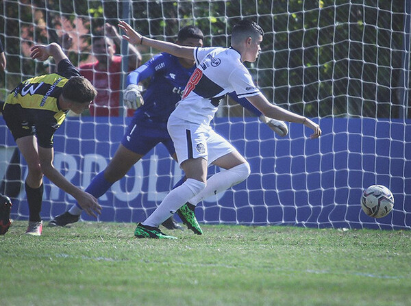 Sub 15: Olimpia logró el campeonato invicto - APF
