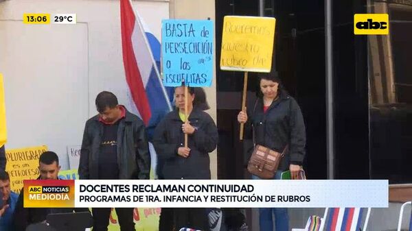 Docentes reclaman continuidad  - ABC Noticias - ABC Color