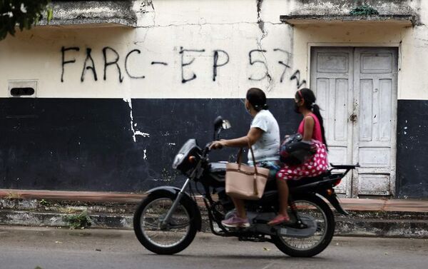 Francotirador asesina a exlíder de FARC que firmó paz en Colombia - Mundo - ABC Color