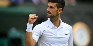 Novak Djokovic venció a Jannik Sinner en un partido épico y se clasificó a las semifinales de Wimbledon