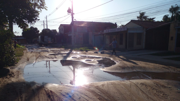 Denuncian el mal estado de calles y predios abandonados