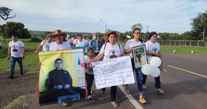 La Nación / En Arroyito marcharon por la paz para recordar a Edelio Morínigo y exigir noticias de los secuestrados