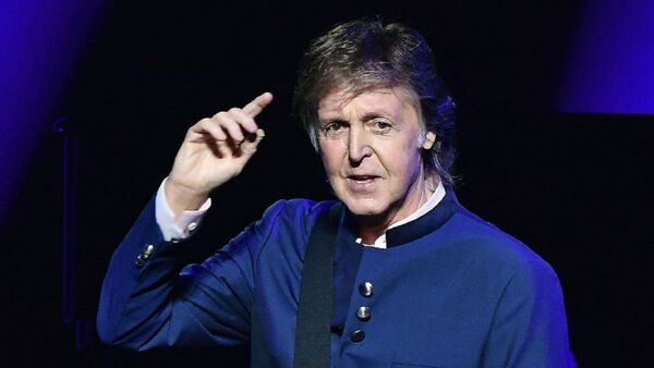 Firma de Paul McCartney será subastada en México por casi USD 3.000