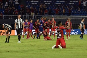 Diario HOY | Adiós a la Copa: Libertad deja escapar el triunfo sobre la hora ante Paranaense