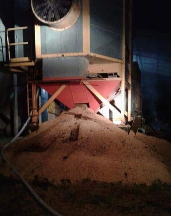 Falleció un hombre tras caer en un silo de Guayaibí - Noticiero Cardinal - ABC Color