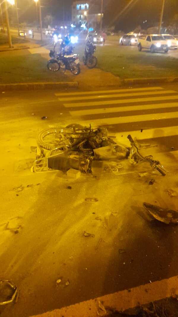 Accidente fatal en la rotonda del puente Mboi Ka'e de Encarnación