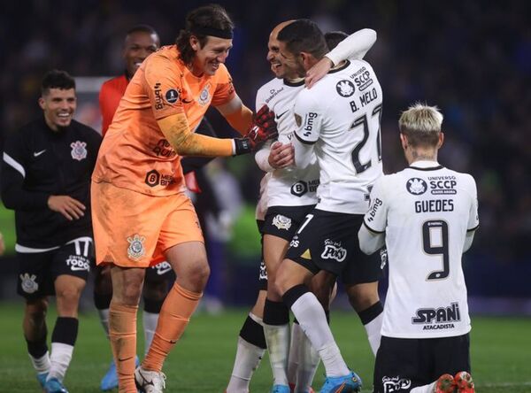 Boca Juniors cae en penales y Corinthians pasa - Radio Imperio