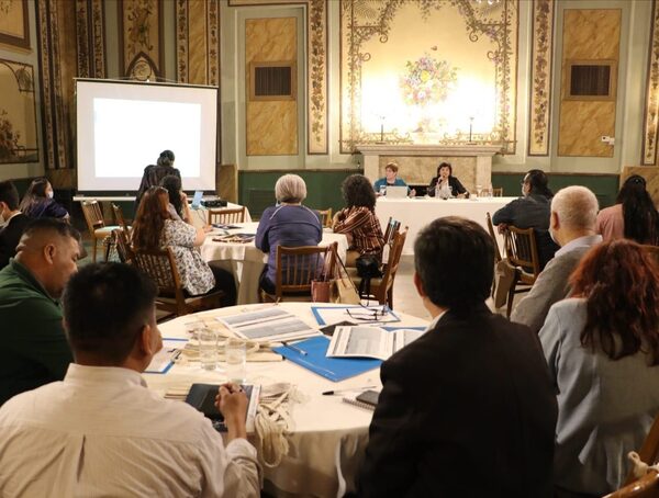 Debaten metas y financiación de la Transformación Educativa · Radio Monumental 1080 AM