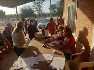 Gobernación de Presidente Hayes brindó asistencia oftalmológica a pobladores de Montelindo y Rio Verde