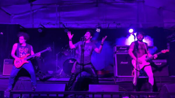 Lipstick invita a celebrar una noche de rock de los ‘80 - Música - ABC Color