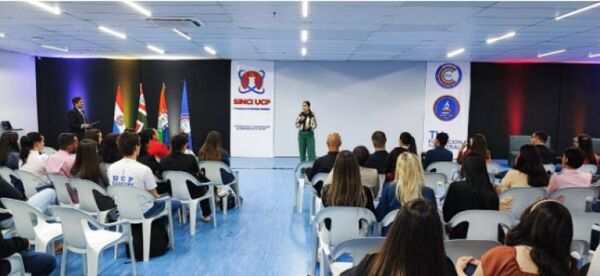 La UCP realizó su primer Seminario de Iniciación Científica