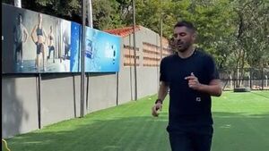 Santiago Salcedo se pone apunto