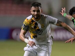 “Tendrá que presentarse mañana y jugar hasta fin de año” - Guaraní - ABC Color