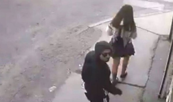 Desconocido manosea a estudiante en la vía pública - La Clave