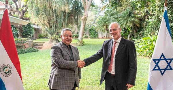 La Nación / Ministro de Inteligencia mantuvo amena reunión con el embajador de Israel