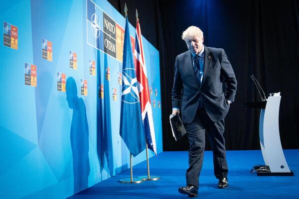 Diario HOY | Johnson se niega a dimitir pese al ultimátum de sus ministros y diputados