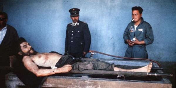 Ex agente de la CIA reveló que “lo único que puede estar enterrado en Cuba” del cuerpo del Che Guevara son sus manos