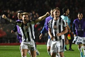 Talleres avanza a cuartos de final y espera por River o Vélez - Fútbol Internacional - ABC Color