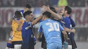 Con José Florentín en cancha, Vélez sacó a River de la Copa Libertadores
