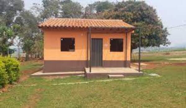 Pobladores de Niño Salvador, Belén, ya desean ocupar sus casas nuevas | Radio Regional 660 AM