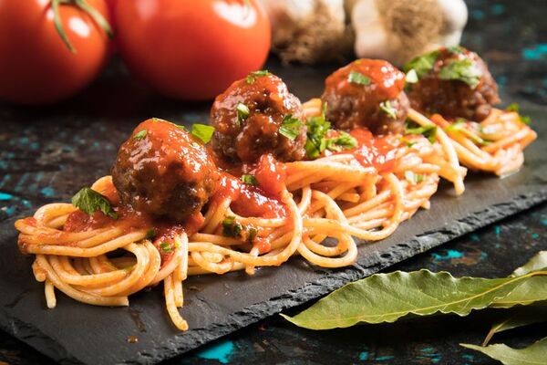 Fideos con albóndigas para disfrutar al máximo el día de pastas  - Gastronomía - ABC Color