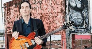 Diario HOY | Proyección de audiovisual "Creatividad musical" y conversatorio con guitarrista Gustavo Viera