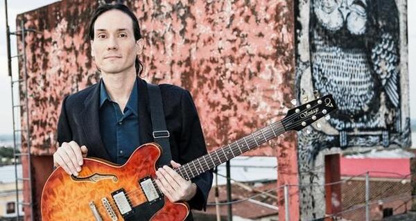 Diario HOY | Proyección de audiovisual "Creatividad musical" y conversatorio con guitarrista Gustavo Viera
