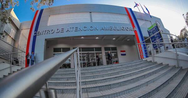 La Nación / Asegurados del IPS no pueden retirar medicamentos por caída del sistema informático