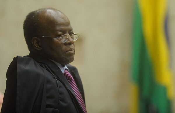 Permanezcan “quietecitas”, dice exministro del Supremo a las FF.AA. de Brasil - Mundo - ABC Color
