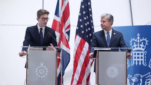 La advertencia sin precedentes del FBI y el MI5 sobre “la inmensa amenaza” que representa China | 1000 Noticias