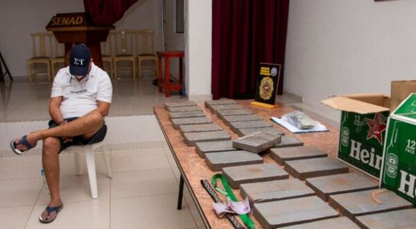 Detienen a un hombre con 27 kilos de cocaína en Ñemby