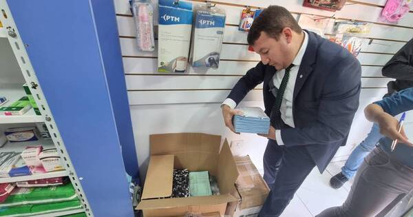 La Nación / Imputan a cuatro personas por venta irregular de medicamentos controlados