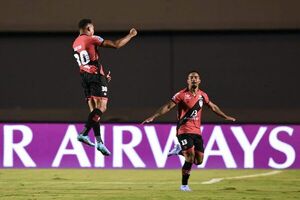Atlético Goianiense vs. Olimpia: el decano queda fuera en los penales - Olimpia - ABC Color
