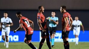 Los penales sentencian la suerte de Olimpia: el Goianiense de Churín, a cuartos de la Sudamericana