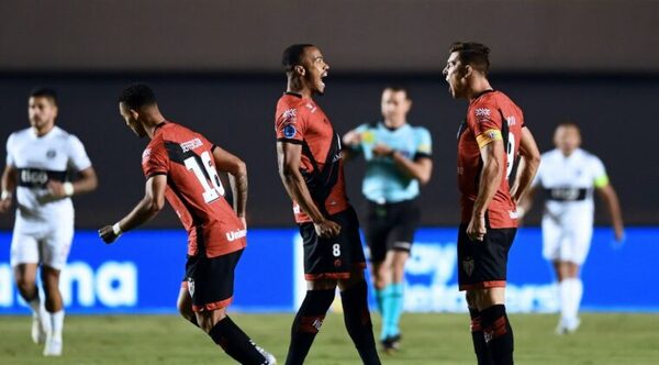 Los penales sentencian la suerte de Olimpia: el Goianiense de Churín, a cuartos de la Sudamericana