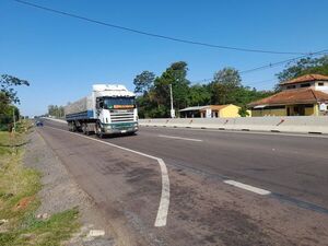 Pobladores de Eusebio Ayala exigen que se retiren los bloques que dividen la ruta PY02 - Nacionales - ABC Color