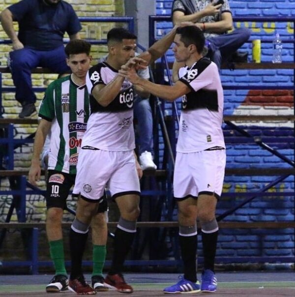 Futsal FIFA: Triunfan favoritos de la Liga Premium - Polideportivo - ABC Color